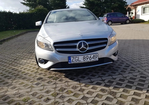 Mercedes-Benz Klasa A cena 42900 przebieg: 190000, rok produkcji 2013 z Goleniów małe 232